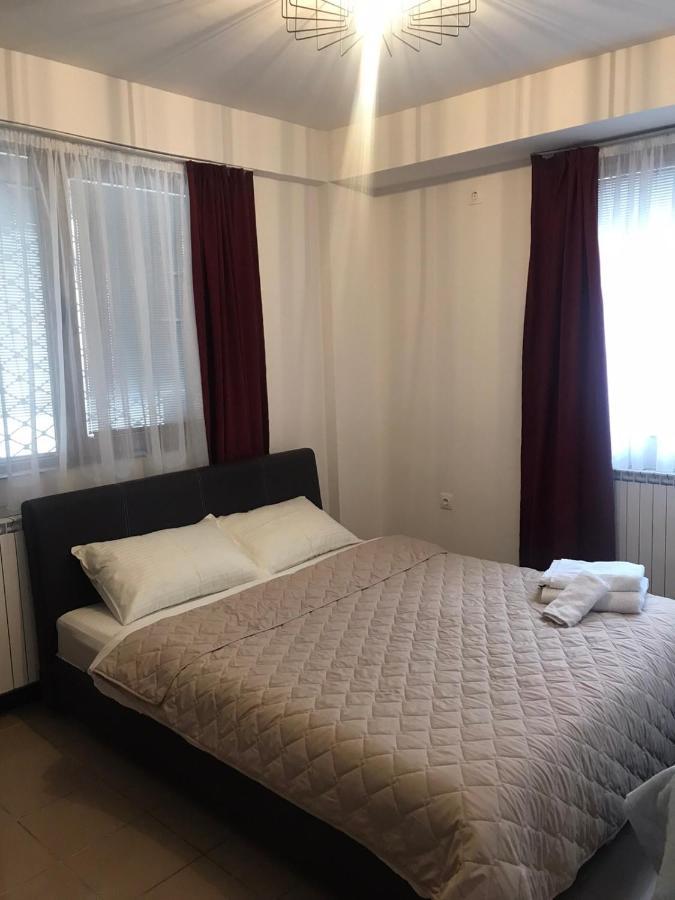 Blue Sky Apartment สโกเปีย ภายนอก รูปภาพ